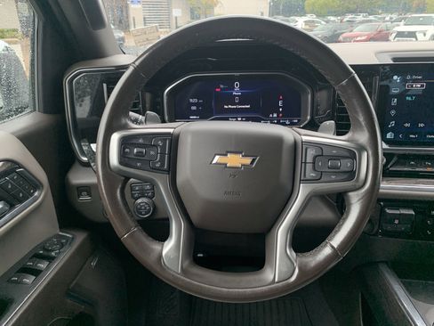 Used 2023 Chevrolet Silverado 1500 LTZ image 18
