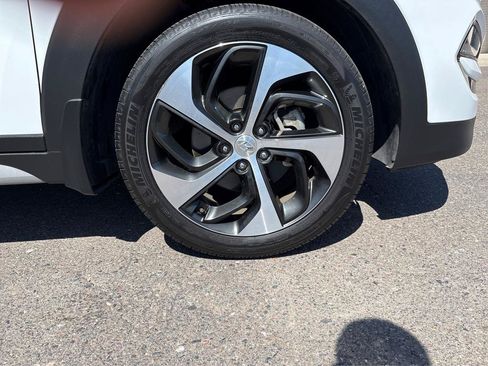 Used 2018 Hyundai Tucson Limited w/ Ultimate Package 02 FWD image 30