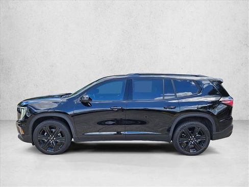 Used 2025 GMC Acadia Elevation w/ Elevation Premium Package FWD image 8