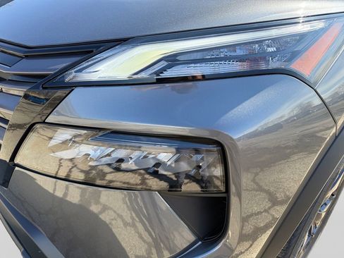 New 2026 Nissan Rogue SV AWD/4WD image 22