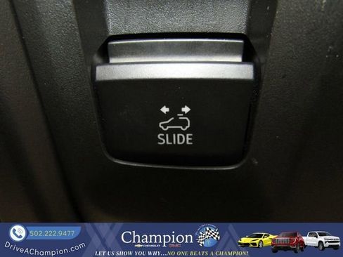 Used 2022 GMC Yukon Denali AWD/4WD image 47