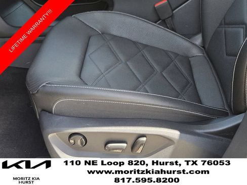 Used 2025 Volkswagen Atlas SE FWD image 27