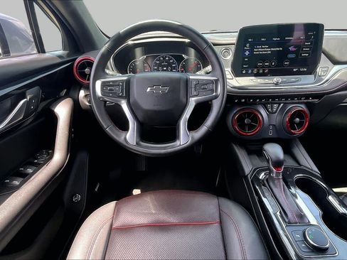 Used 2025 Chevrolet Blazer RS FWD image 6