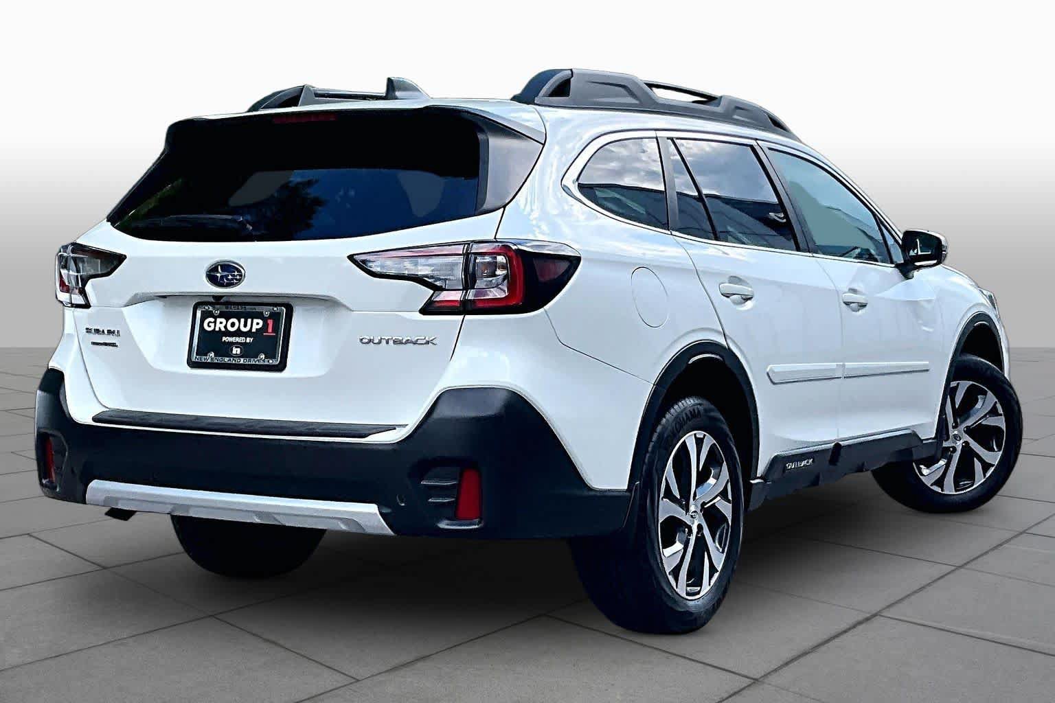Used 2022 Subaru Outback Limited AWD/4WD image 13