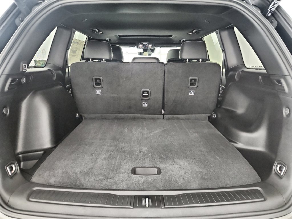 New 2027 Jeep Grand Cherokee Altitude AWD/4WD image 33