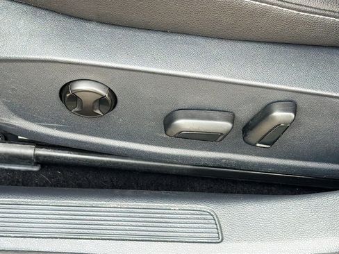 Used 2024 Volkswagen Jetta SE image 23