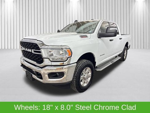 Used 2024 RAM 2500 Big Horn AWD/4WD image 13