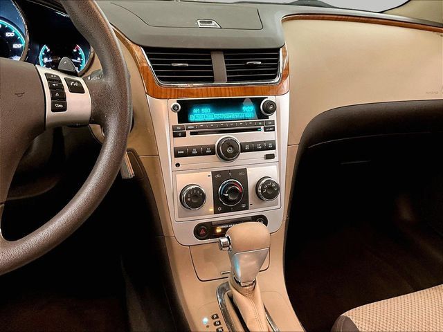 Used 2010 Chevrolet Malibu LT w/ Power Convenience Package FWD image 7