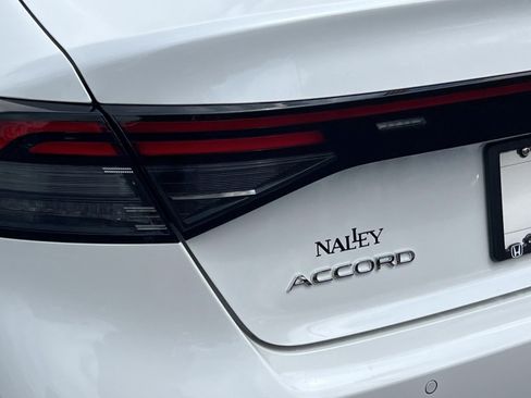 New 2025 Honda Accord EX-L image 9