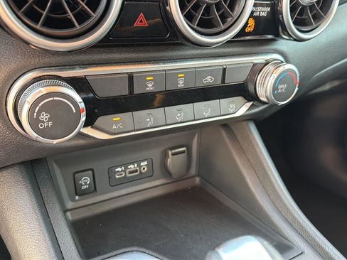 Used 2024 Nissan Sentra SV image 26