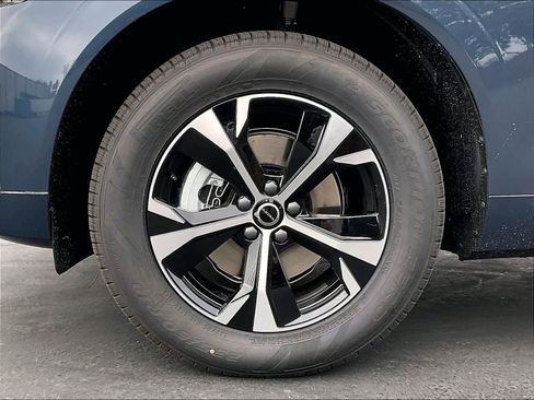 New 2026 Volvo XC60 B5 Core image 14