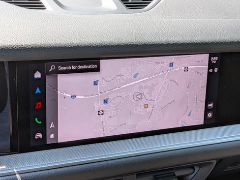 Certified 2025 Porsche Cayenne AWD/4WD image 26