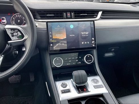 Used 2026 Jaguar F-PACE R-Dynamic S AWD/4WD image 6