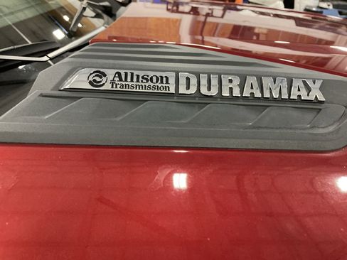 Used 2022 Chevrolet Silverado 2500 LT w/ Convenience Package AWD/4WD image 9