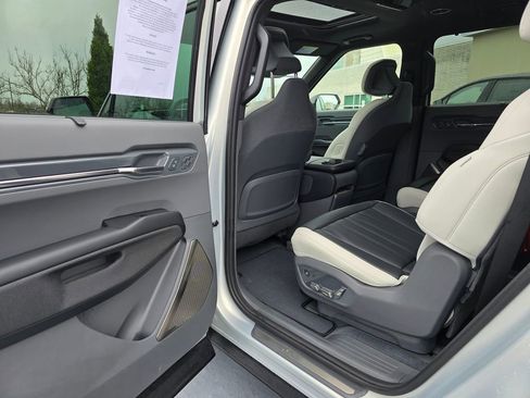 Certified 2024 Kia EV9 GT-Line image 26