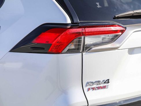 Used 2024 Toyota RAV4 XSE w/ Weather Package image 9