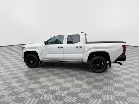 Used 2024 Toyota Tacoma SR RWD image 32