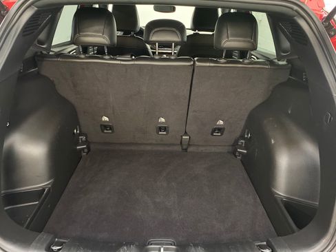 Used 2023 Jeep Compass Limited image 32