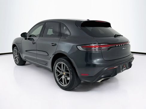 Certified 2025 Porsche Macan AWD/4WD image 3
