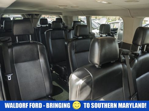 Used 2023 Ford Transit 350 XL image 38