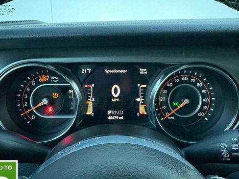 Certified 2021 Jeep Wrangler Unlimited Sahara w/ LED Lighting Group image 17