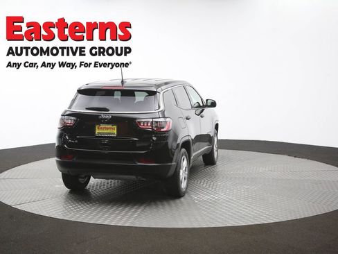 Used 2023 Jeep Compass Sport AWD/4WD image 40