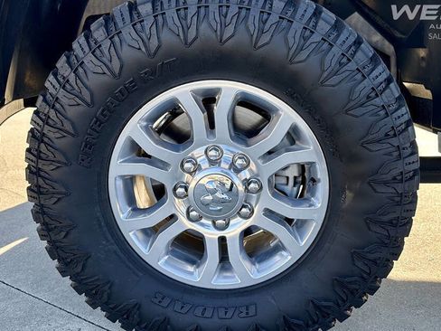 Used 2018 RAM 2500 Laramie image 25