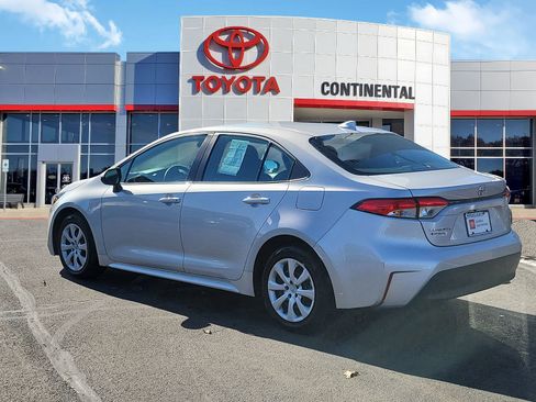 Certified 2024 Toyota Corolla LE image 4