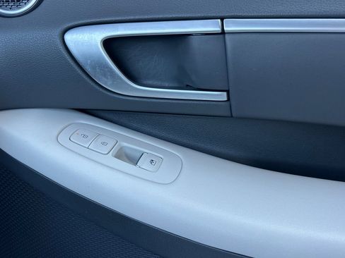 Used 2025 Hyundai Sonata SEL image 19