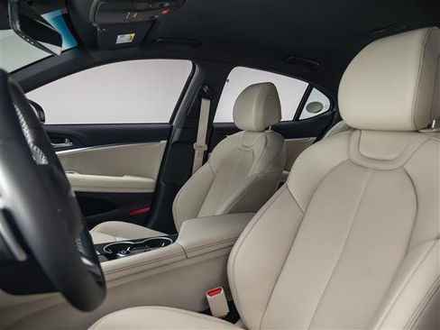 New 2026 Genesis G70 2.5T image 19