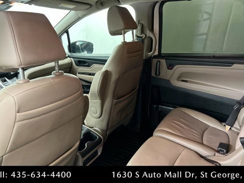 Used 2019 Honda Odyssey Touring image 18