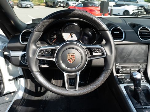 Used 2024 Porsche 718 Boxster S RWD image 22