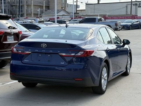 Used 2025 Toyota Camry LE FWD image 4