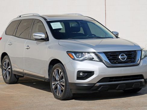 Used 2020 Nissan Pathfinder Platinum FWD image 53