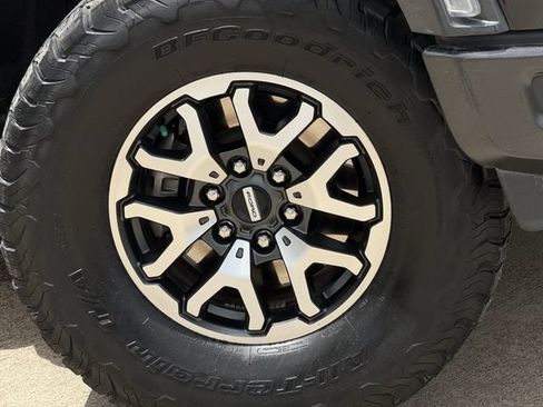 Used 2023 Ford F150 Raptor AWD/4WD image 7