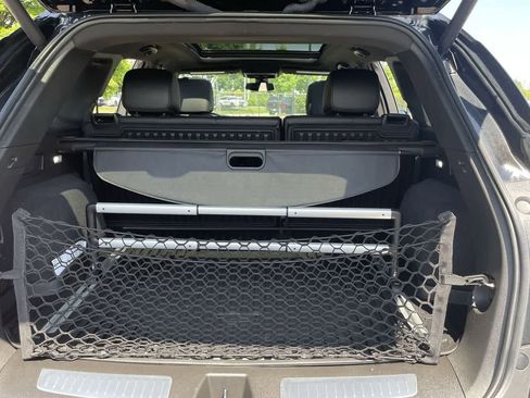 Used 2025 Cadillac XT5 Premium Luxury AWD/4WD image 17