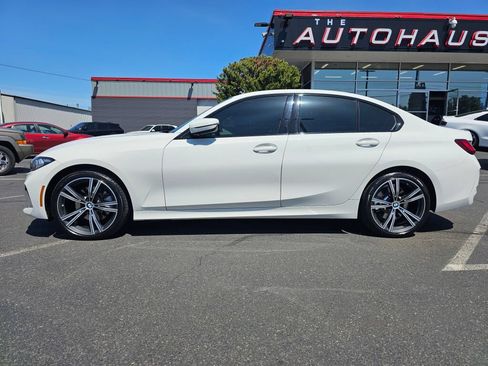 Used 2023 BMW 330i xDrive Sedan w/ Driving Assistance Package AWD/4WD image 2