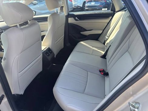Used 2020 Honda Accord EX-L image 11