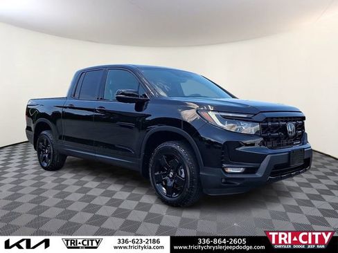 Used 2025 Honda Ridgeline Black Edition image 1