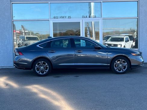 Used 2024 Honda Accord EX-L image 3