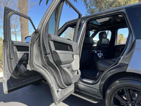 Used 2019 Land Rover Range Rover HSE image 61