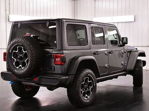 Used 2021 Jeep Wrangler Unlimited Rubicon 4xe w/ Cold Weather Group AWD/4WD image 7