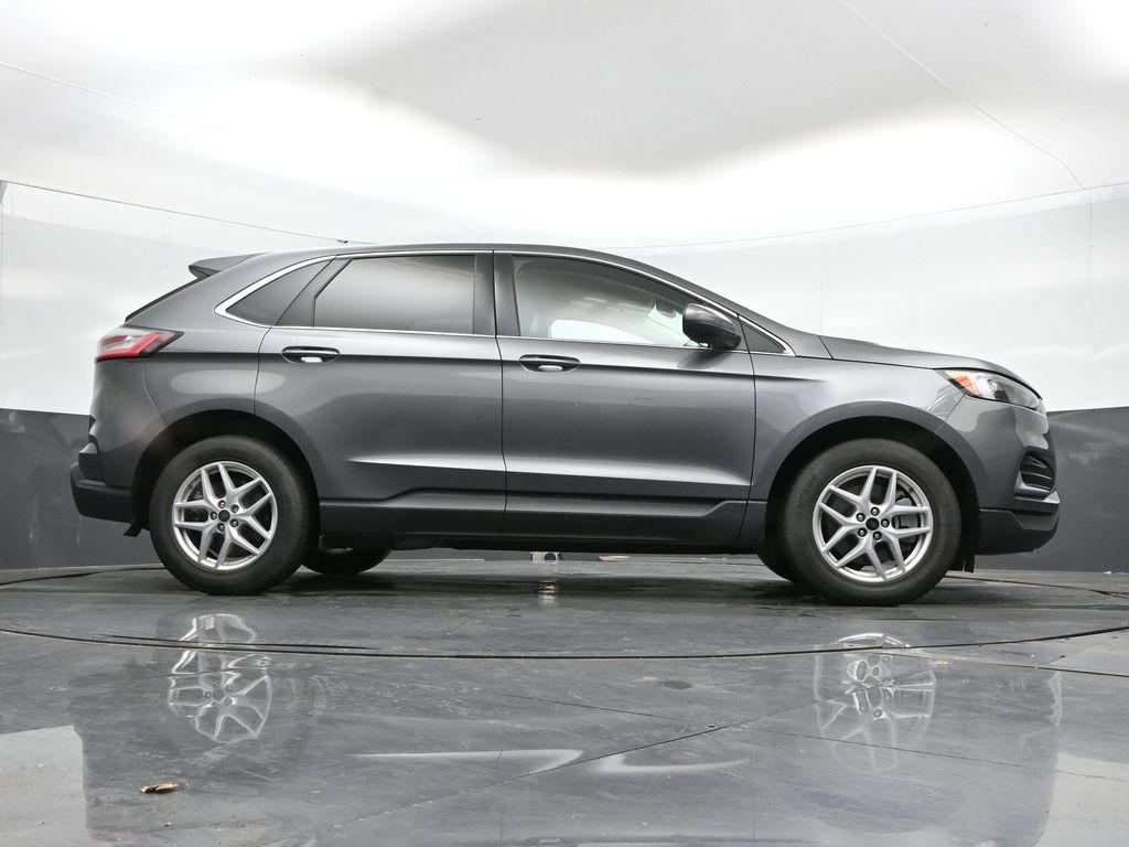 Used 2024 Ford Edge SEL AWD/4WD image 41