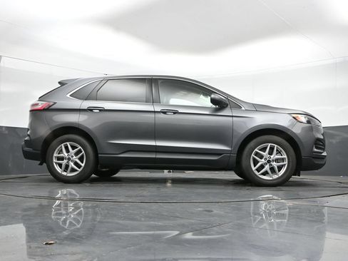 Used 2024 Ford Edge SEL AWD/4WD image 41