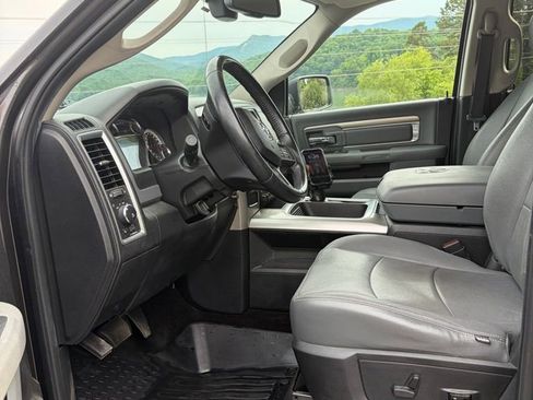 Used 2017 RAM 1500 Big Horn RWD image 7