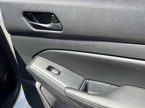 Used 2025 Nissan Altima 2.5 SV image 21