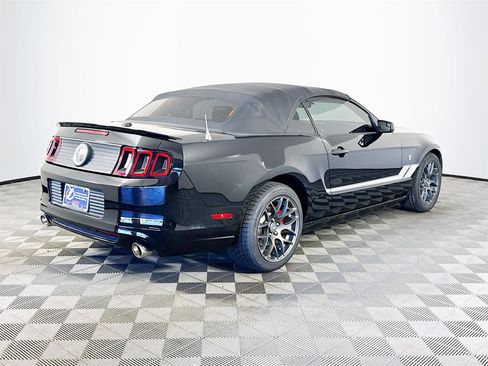 Used 2014 Ford Mustang Premium image 7