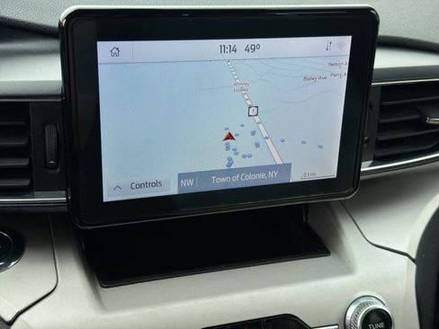 Used 2020 Ford Explorer XLT w/ Equipment Group 202A image 29