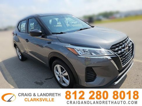 Used 2024 Nissan Kicks S FWD image 1