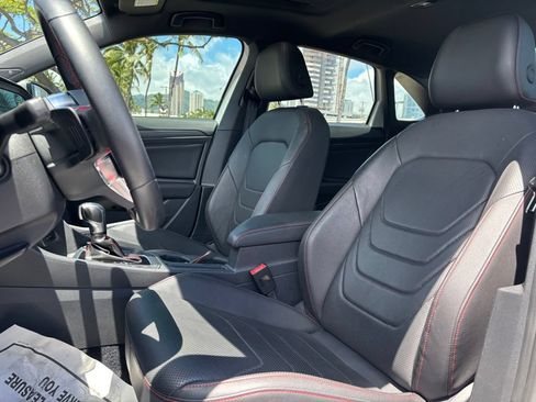Used 2021 Volkswagen Jetta GLI Autobahn FWD image 8